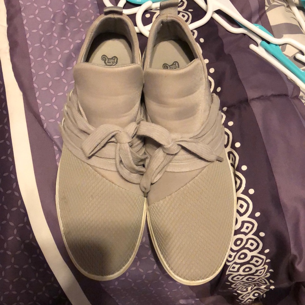 Gray Fashion Sneakers